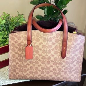 Coach Charlie Carryall